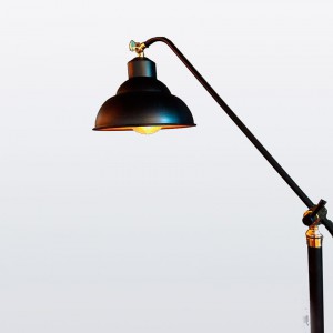 Lámpara Perfecta Iluminación | Piume  - P-114 - Lámpara de Pie
